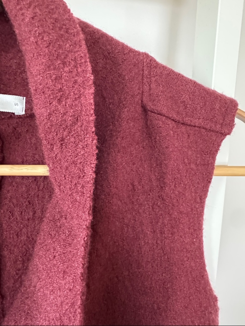 cut loose Burgundy Sleeveless Button Vest - Picture 4 of 6